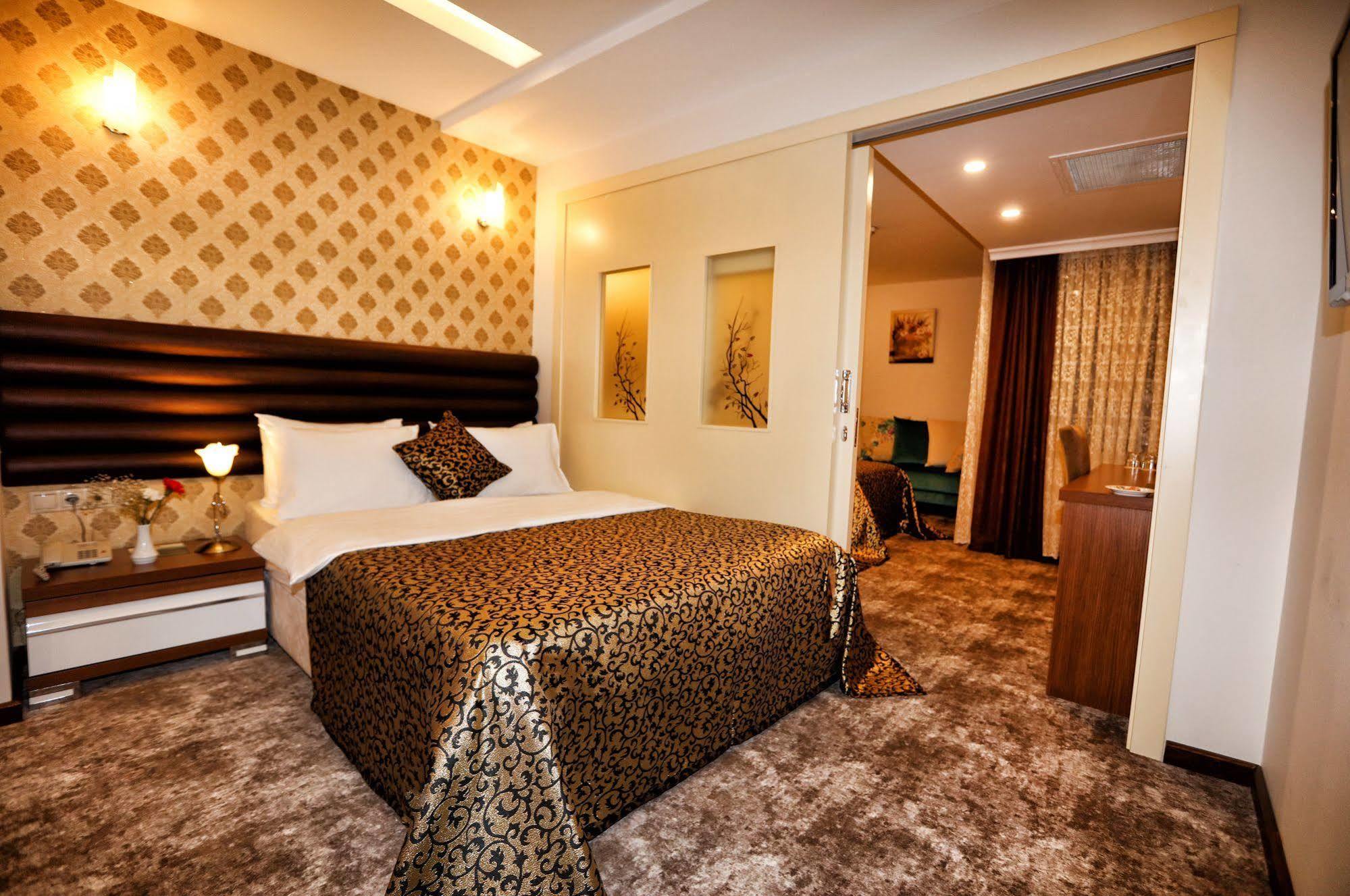 Ts Gold Otel Trabzon Exterior foto